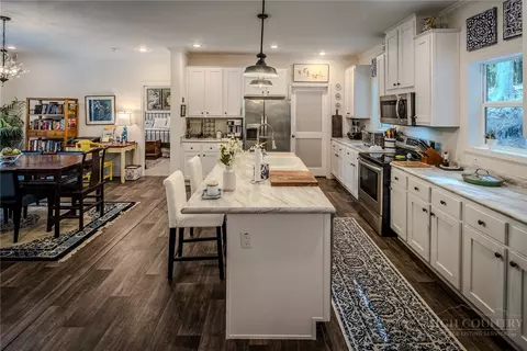 Kitchen - 211 Wild Daisy Ln, Beech Mountain, NC 28604 photo 2 of 8