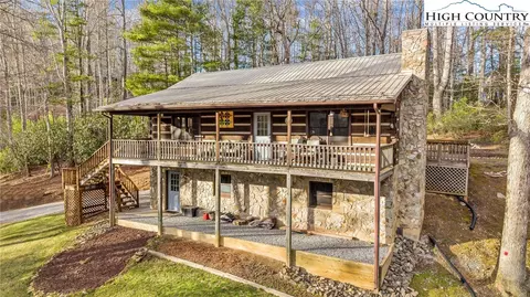 214 Deer Ridge Rd, Crumpler, NC 28617