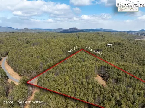 000 Narrow Gauge Dr #22, Collettsville, NC 28645