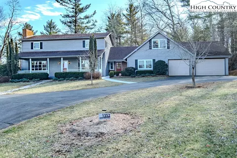 1352 Ravens Ridge Cir, Boone, NC 28607
