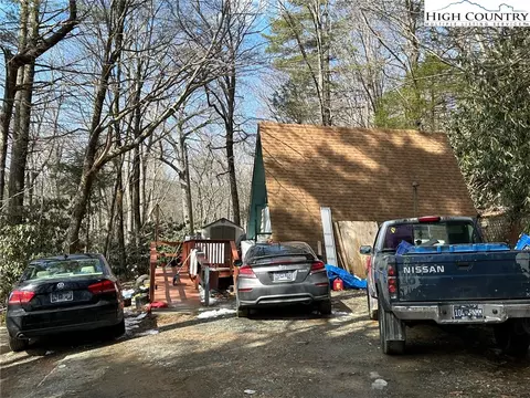 240 Ski Crest Park, Blowing Rock, NC 28605