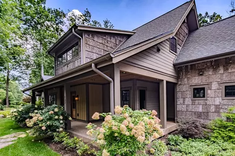 137 Mountain Breeze Knl, Blowing Rock, NC 28605