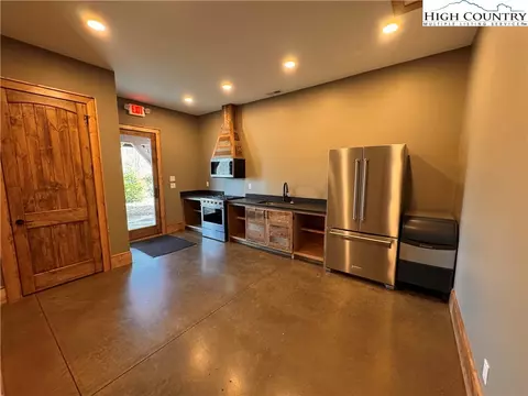 tbd Raspberry Ln, Elk Park, NC 28622 photo 36