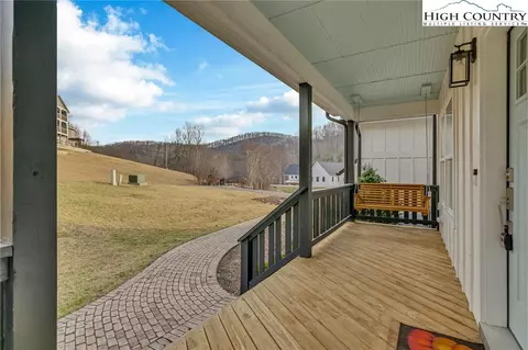 153 Crossmor Dr, Todd, NC 28684 photo 5