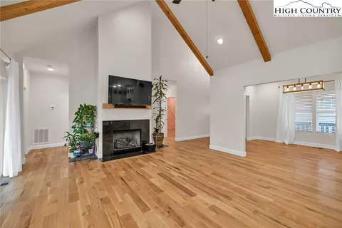 153 Crossmor Dr, Todd, NC 28684 photo 7