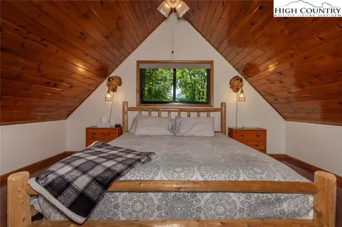 251 Deer Run Rd, Deep Gap, NC 28618 photo 16