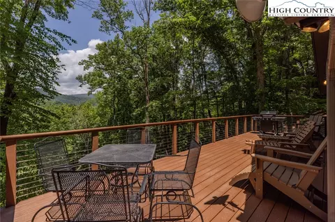 251 Deer Run Rd, Deep Gap, NC 28618 photo 3