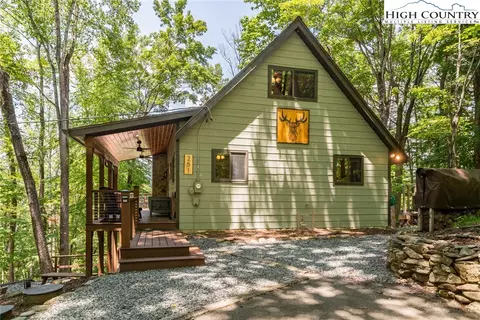 251 Deer Run Rd, Deep Gap, NC 28618