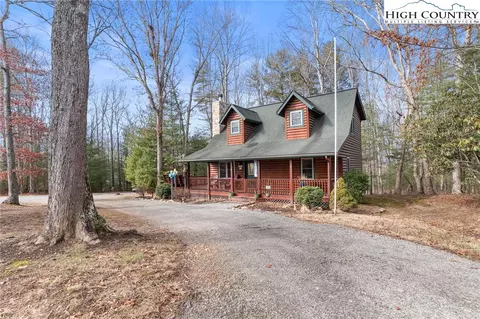 16 Honey Tree Cir, Sparta, NC 28675