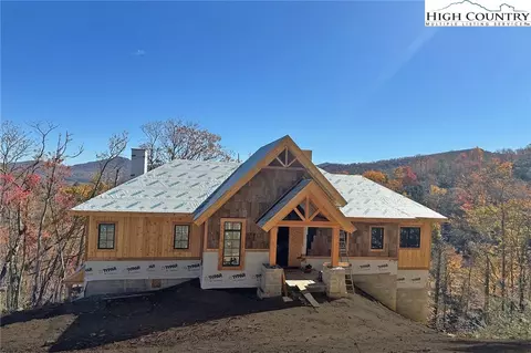 346 Wren Way, Banner Elk, NC 28604 photo 3