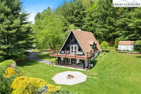 895 S J E Gentry Rd #D, Laurel Springs, NC 28644