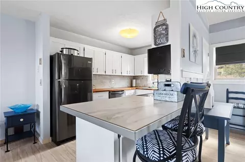 Kitchen - 101 Courtside Ln #A2, Beech Mountain, NC 28604 photo 1 of 4