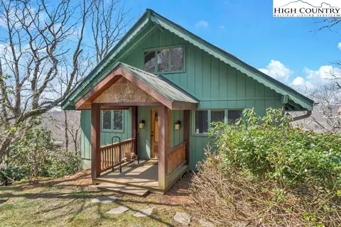 Exterior - 198 Laurel Hill Ln, Boone, NC 28607 photo 2 of 12