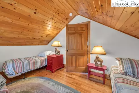 Bedroom - 198 Laurel Hill Ln, Boone, NC 28607 photo 5 of 9