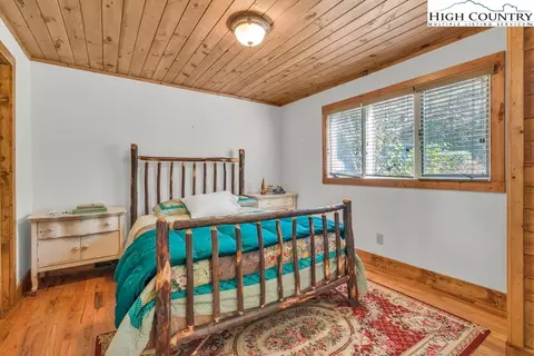 Bedroom - 198 Laurel Hill Ln, Boone, NC 28607 photo 1 of 9