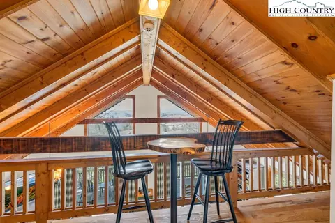Dining - 198 Laurel Hill Ln, Boone, NC 28607 photo 5 of 6