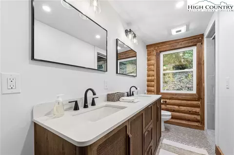 Bath - 1520 Bamboo Rd, Boone, NC 28607 photo 1 of 5