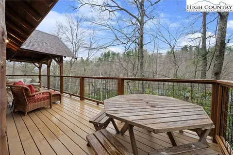 Exterior - 1520 Bamboo Rd, Boone, NC 28607 photo 10 of 10