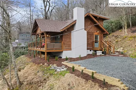Exterior - 1520 Bamboo Rd, Boone, NC 28607 photo 9 of 10