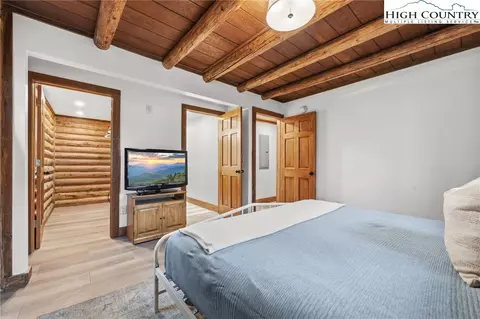 Bedroom - 1520 Bamboo Rd, Boone, NC 28607 photo 3 of 5