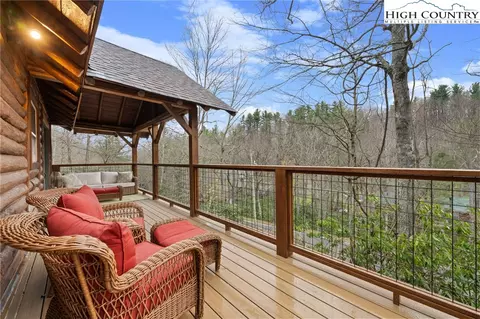 Exterior - 1520 Bamboo Rd, Boone, NC 28607 photo 2 of 10
