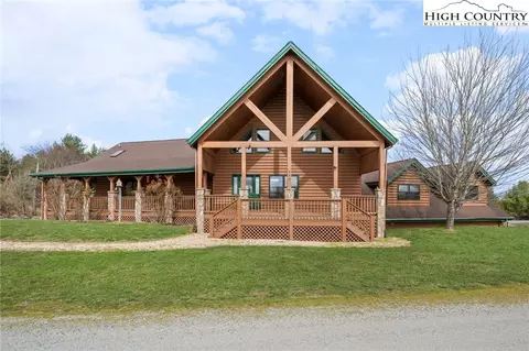 460 Deer Crossing Rd, Piney Creek, NC 28663