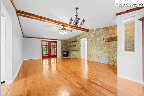 Living - 167 Wagon Wheel Ln, Deep Gap, NC 28618 photo 2 of 6