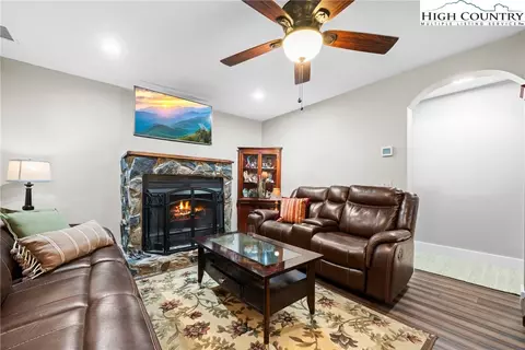 Living - 167 Wagon Wheel Ln, Deep Gap, NC 28618 photo 6 of 6