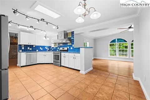 Kitchen - 167 Wagon Wheel Ln, Deep Gap, NC 28618 photo 1 of 3