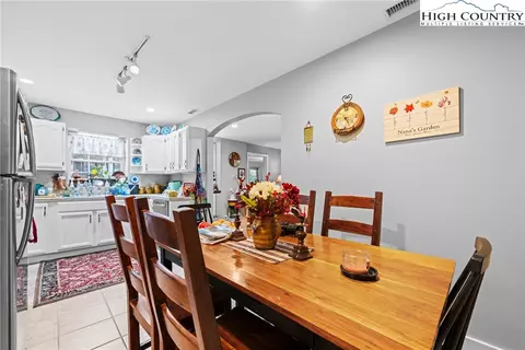 Dining - 167 Wagon Wheel Ln, Deep Gap, NC 28618 photo 1 of 1