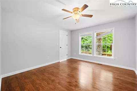 Bedroom - 167 Wagon Wheel Ln, Deep Gap, NC 28618 photo 6 of 9