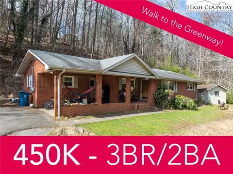 182 Owens Dr, Boone, NC 28607