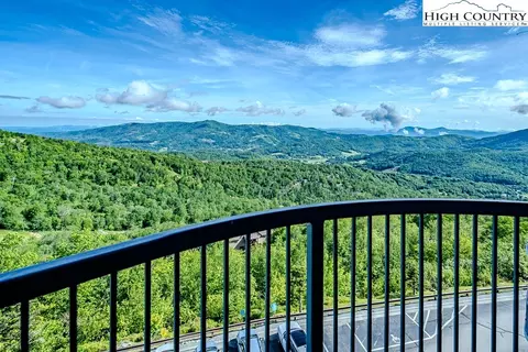303 Sugar Top Dr #4-3427, Sugar Mountain, NC 28604