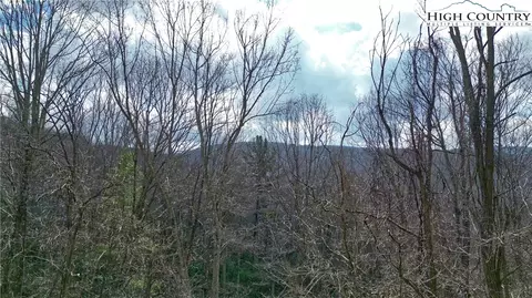 148 Rhododendron Dr, Beech Mountain, NC 28604 photo 13