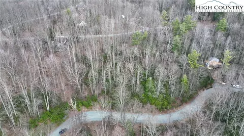 148 Rhododendron Dr, Beech Mountain, NC 28604 photo 9
