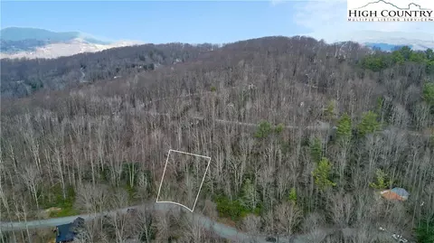 148 Rhododendron Dr, Beech Mountain, NC 28604 photo 11
