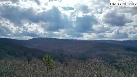 148 Rhododendron Dr, Beech Mountain, NC 28604 photo 14