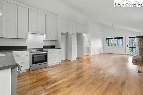 Kitchen - 202 Chinkapin Rdg, Seven Devils, NC 28604 photo 1 of 2