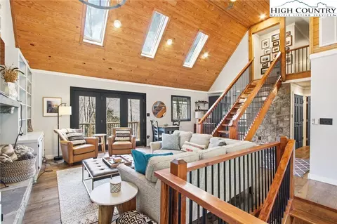 Living - 313 Birch, Boone, NC 28607 photo 4 of 4