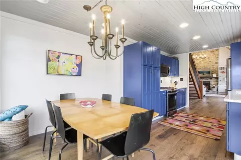 Dining - 313 Birch, Boone, NC 28607 photo 2 of 3