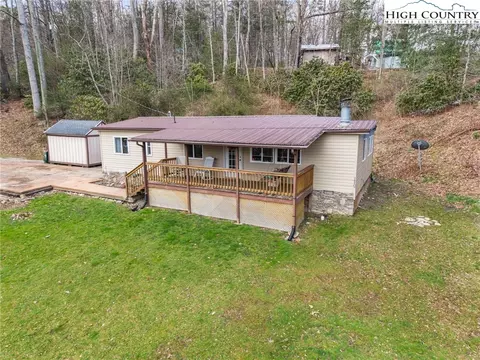 170 Rourke Ridge Rd, Deep Gap, NC 28618
