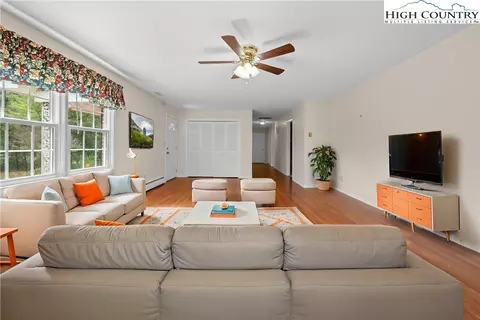 154 Alton Ln, Boone, NC 28607 photo 9