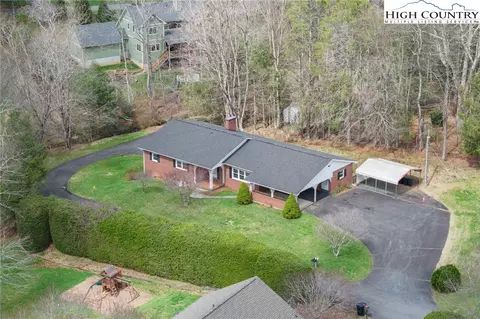 154 Alton Ln, Boone, NC 28607