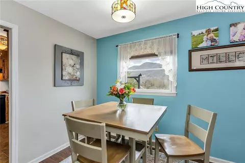 Dining - 237 Valley View Dr, Jefferson, NC 28640 photo 2 of 3