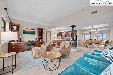 303 Sugar Top Dr #2122, Sugar Mountain, NC 28604