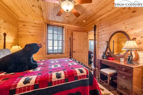 Bedroom - 3043 Junaluska Rd, Boone, NC 28607 photo 12 of 12