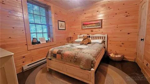Bedroom - 3043 Junaluska Rd, Boone, NC 28607 photo 9 of 12