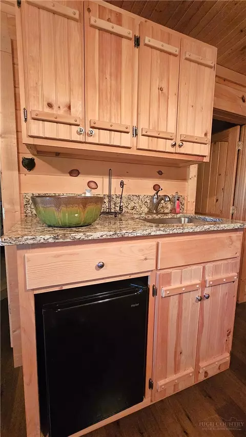 Kitchen - 3043 Junaluska Rd, Boone, NC 28607 photo 4 of 4