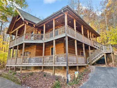 Exterior - 3043 Junaluska Rd, Boone, NC 28607 photo 1 of 14