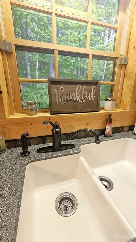 Kitchen - 3043 Junaluska Rd, Boone, NC 28607 photo 3 of 4